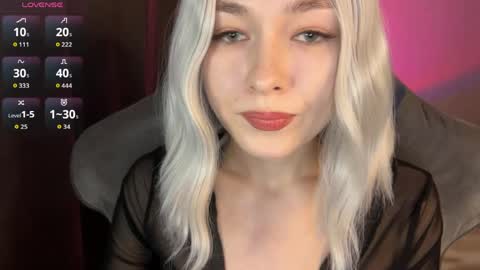  Nora  online show from 06/05/26, 10:37