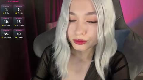  Nora  online show from 06/11/26, 12:08