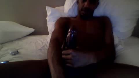 hey_youknowwhyimhere online show from 02/19/25, 01:08