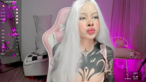 Bambi.....Help me get 100 likes in the satisfaction bar. online show from 10/31/25, 02:45
