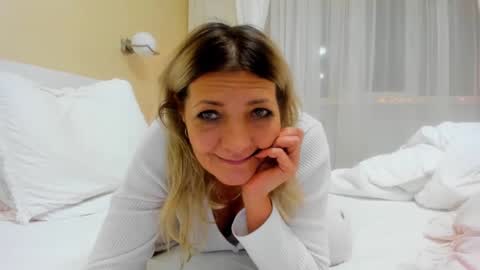 Heyheygrey online show from 01/03/25, 04:55
