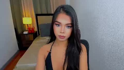 SAFIRA 3 online show from 06/26/26, 02:10