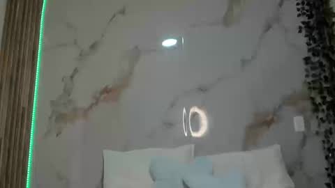 heyyo1808 online show from 09/09/25, 09:03