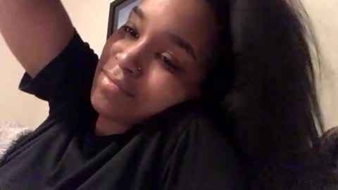 Snapshot of heyyou301990 chatting on 11/06/25, 11:04 heyyou301990 online show from 11/06/25, 11:04