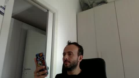 Snapshot of hhombre chatting on 06/11/26, 06:44 hhombre online show from 06/11/26, 06:44