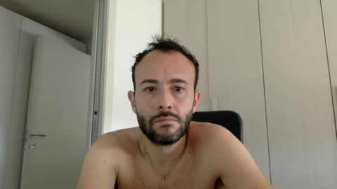 Snapshot of hhombre chatting on 06/15/26, 07:43 hhombre online show from 06/15/26, 07:43
