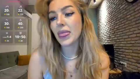 Hi lina online show from 07/06/26, 02:41