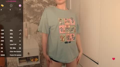 Hiaru online show from 11/14/25, 06:34