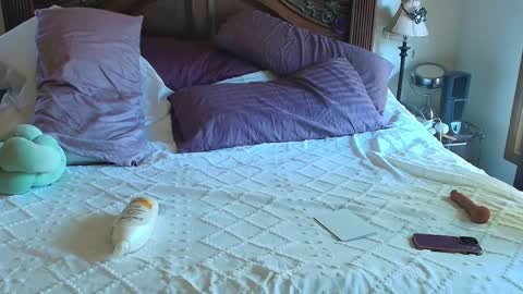 hidden_gold_milf online show from 09/19/25, 02:29