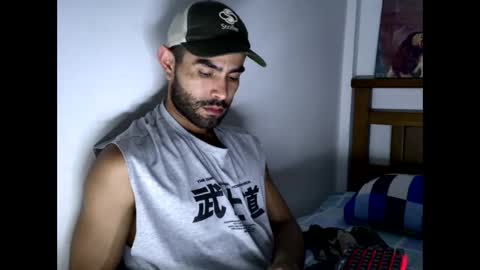 hideonbush online show from 09/28/25, 02:50