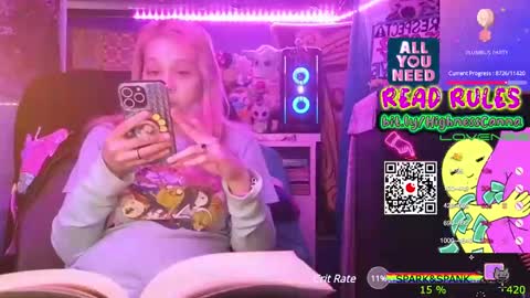 Snapshot of highnesscanna chatting on 12/04/24, 12:03 HiGHNESS CANNA online show from 12/04/24, 12:03