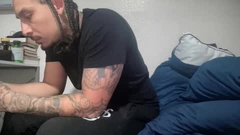 hihello400 online show from 11/23/25, 11:37