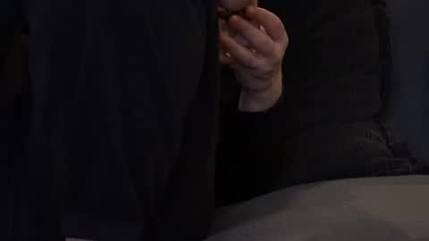 Snapshot of hikinks chatting on 11/01/25, 03:52 hikinxxx online show from 11/01/25, 03:52