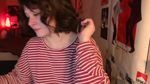 hikksidy online show from 03/02/25, 11:53