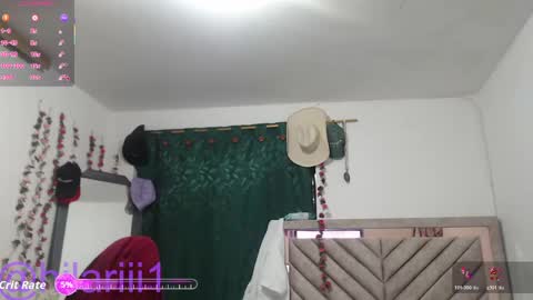 hilaril18 online show from 05/10/26, 03:39