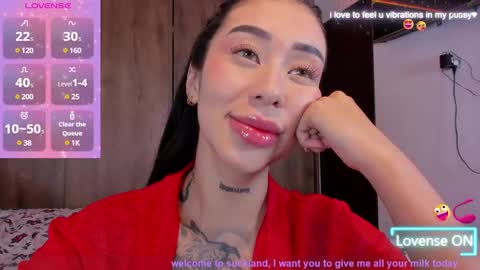 Snapshot of hilary_jones_22 chatting on 12/13/24, 12:20 LUNA new account FOLLOW ME online show from 12/13/24, 12:20