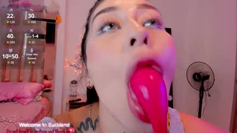 LUNA new account  FOLLOW ME online show from 10/02/25, 08:16