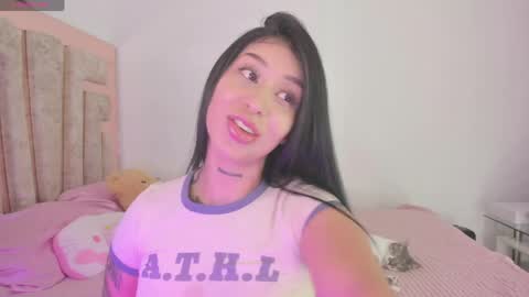 LUNA new account  FOLLOW ME online show from 06/05/26, 10:59