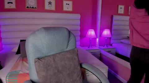 hilary_tailor online show from 10/20/25, 11:10