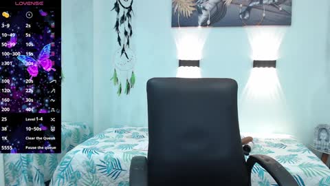 H I L A R Y online show from 01/14/25, 03:11