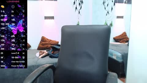 H I L A R Y online show from 01/24/25, 03:11