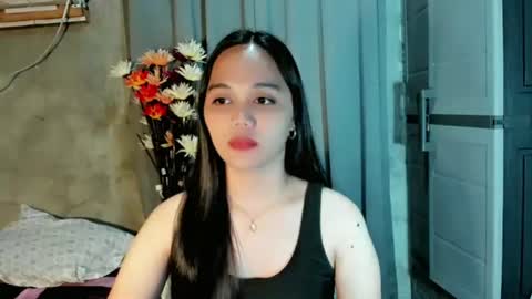 hilarymolly online show from 06/02/26, 05:37