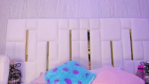 Hillary online show from 10/21/25, 11:44