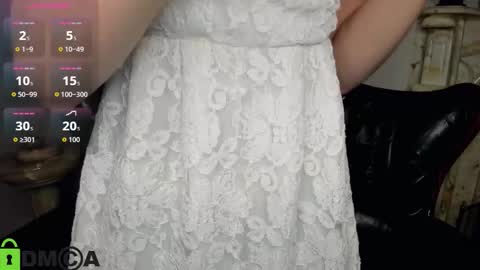 Snapshot of hilleva chatting on 11/30/25, 08:29 hilleva online show from 11/30/25, 08:29