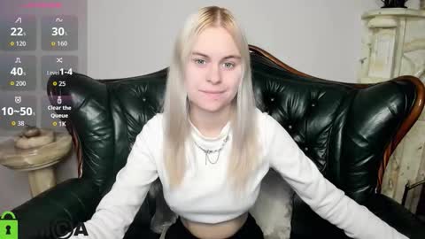 Snapshot of hilleva chatting on 12/02/25, 08:30 hilleva online show from 12/02/25, 08:30