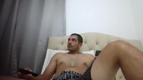 Snapshot of himoreno97 chatting on 09/23/25, 01:41 Hi moreno online show from 09/23/25, 01:41