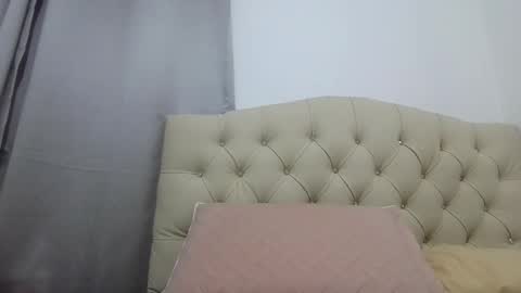 Snapshot of himoreno97 chatting on 09/30/25, 02:27 Hi moreno online show from 09/30/25, 02:27