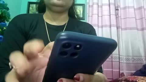 himuhimu22 online show from 12/05/24, 06:44