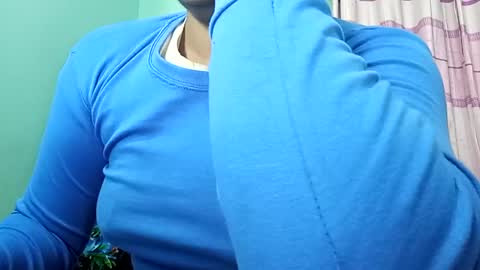himuhimu22 online show from 12/08/24, 03:24