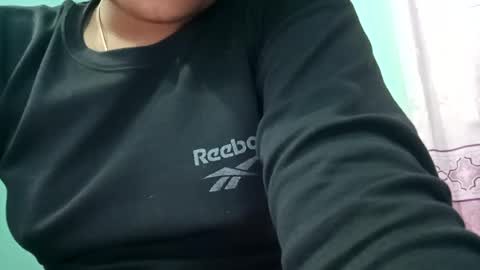 himuhimu22 online show from 01/09/25, 04:06