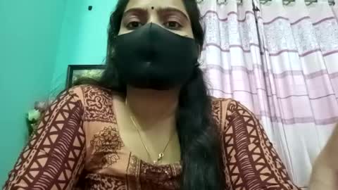 himuhimu22 online show from 01/16/25, 12:55