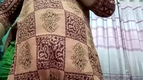 himuhimu22 online show from 01/16/25, 08:14