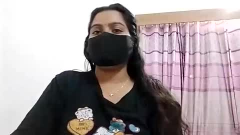 himuhimu22 online show from 11/12/25, 07:57