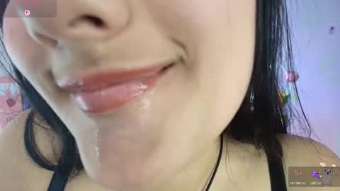 Snapshot of hinata_21_ chatting on 11/25/25, 08:53 hinata online show from 11/25/25, 08:53