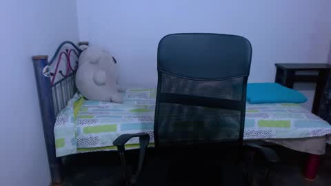      0600AM-1100AM - online show from 10/11/25, 04:12