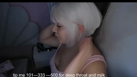 hinata_dolly online show from 11/13/25, 10:25