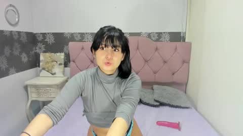 Hinata 3 online show from 01/18/25, 11:43