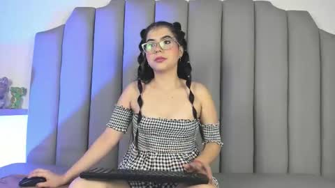 Snapshot of hinatamiraii chatting on 12/05/25, 11:52 hinatamiraii online show from 12/05/25, 11:52