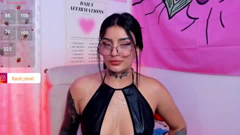  Karol  Independent Model online show from 03/08/25, 11:39