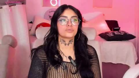 Snapshot of hinataweed01 chatting on 09/14/25, 11:59 Karol Independent Model online show from 09/14/25, 11:59