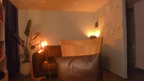 Hinnata online show from 09/12/25, 12:11