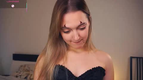 Leya Day Mary Night   PvT Open online show from 10/30/25, 06:30