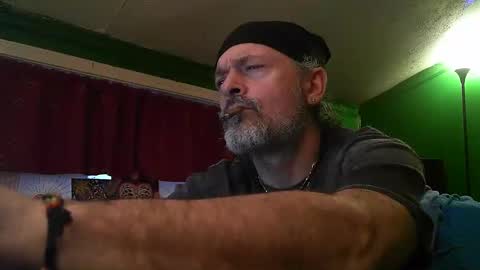 hippiedad333 online show from 03/10/26, 10:48