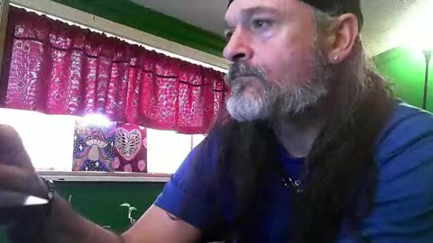 hippiedad333 online show from 03/24/26, 10:37