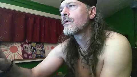 hippiedad333 online show from 04/03/26, 06:22