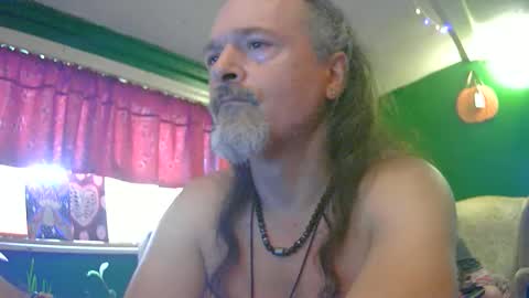 hippiedad333 online show from 06/10/26, 04:39